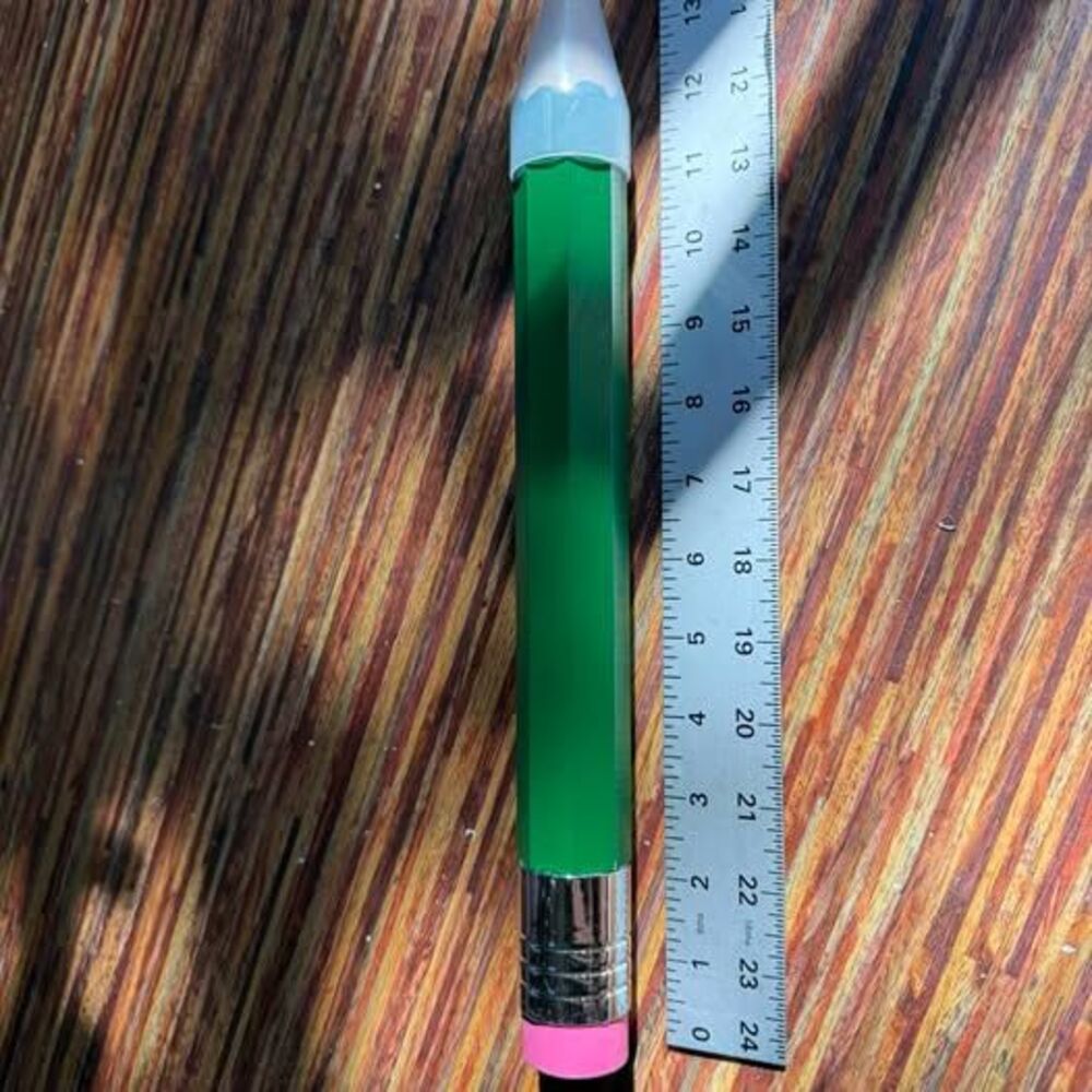 Giant Pencil (works)
